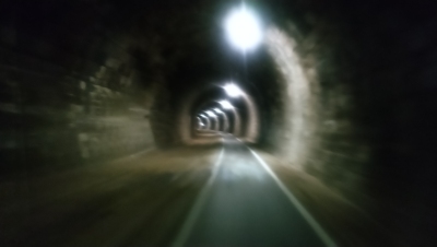 Radwegtunnel im Eisacktal zwischen Brixen und Bozen (©Daniel Witzke)